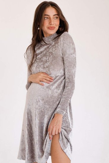 Dress for pregnant and nursing mothers "To Be" 4226126