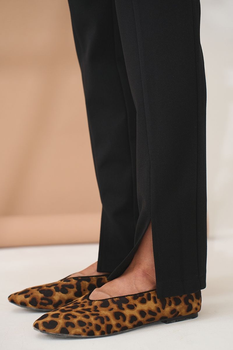 Maternity leggings, black, made of thick, warm knitwear