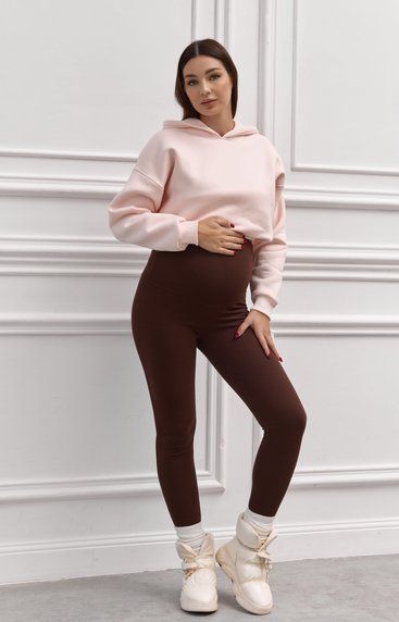 Warm maternity leggings with ribbed knit and chocolate-colored fleece